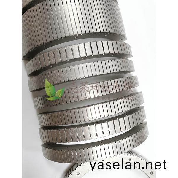 電(dian)鍍(du)用鉑鈦(tai)電極