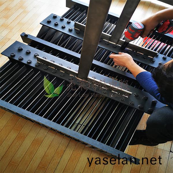 化工廢(fei)水(shui)處(chu)理用鈦(tai)電極(ji)